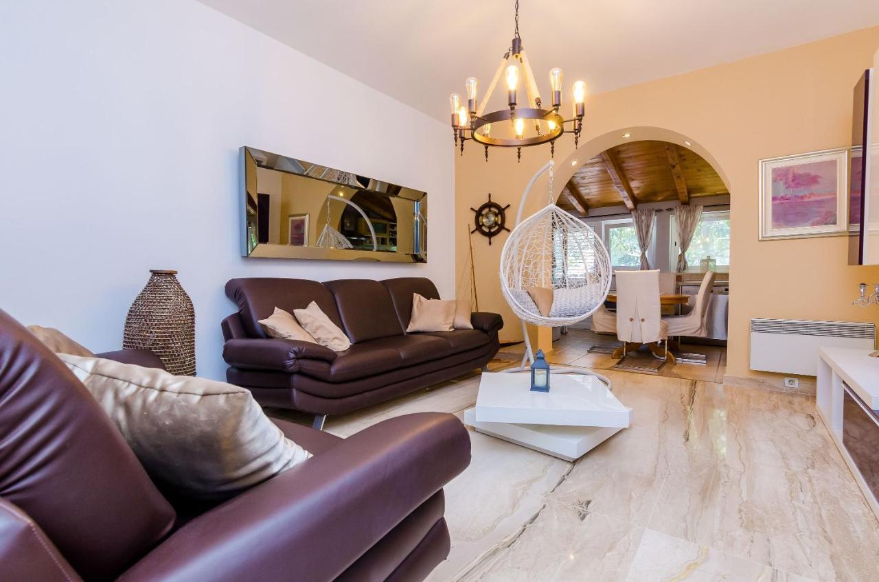 Camelia Luxury Apartments ดูบรอฟนิก ภายนอก รูปภาพ
