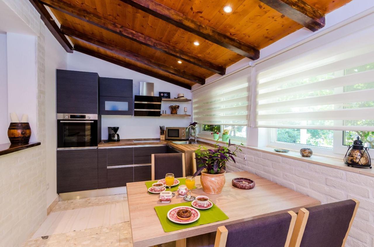Camelia Luxury Apartments ดูบรอฟนิก ภายนอก รูปภาพ